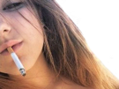 girl-fille-smoke-fume-badass-cigarette-regard
