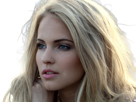 emilie-voe-nereng-bloggeuse-chanteuse-instagrameuse-influenceuse-femme-norvegienne-scandinave-cheveux-blonds-yeux-bleus-vingtaine-vingtenaire-annees-2010s