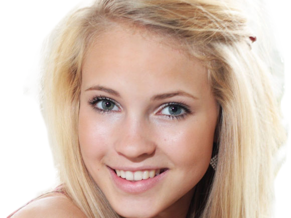 emilie voe nereng bloggeuse chanteuse instagrameuse influenceuse femme norvegienne scandinave cheveux-blonds yeux-bleus vingtaine vingtenaire annees-2010s