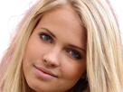 emilie-voe-nereng-bloggeuse-chanteuse-instagrameuse-influenceuse-femme-norvegienne-scandinave-cheveux-blonds-yeux-bleus-vingtaine-vingtenaire-annees-2010s