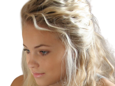 emilie voe nereng bloggeuse chanteuse instagrameuse influenceuse femme norvegienne scandinave cheveux-blonds yeux-bleus vingtaine vingtenaire annees-2010s