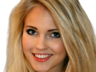 emilie-voe-nereng-bloggeuse-chanteuse-instagrameuse-influenceuse-femme-norvegienne-scandinave-cheveux-blonds-yeux-bleus-vingtaine-vingtenaire-annees-2010s