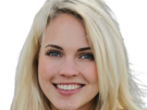 emilie-voe-nereng-bloggeuse-chanteuse-instagrameuse-influenceuse-femme-norvegienne-scandinave-cheveux-blonds-yeux-bleus-vingtaine-vingtenaire-annees-2010s