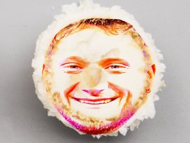 raphael arnault antifa lfi jeune garde insoumis melenchon nfp sucrerie raffaello raciste