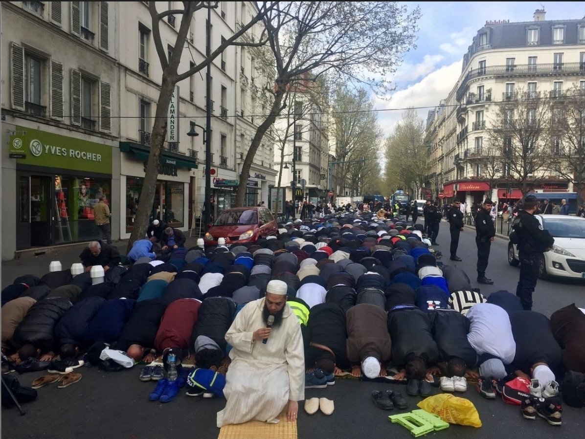 alloc louvre parasite gred sait cotise seine eiffel tlm taf job remplace taxe immigre visa