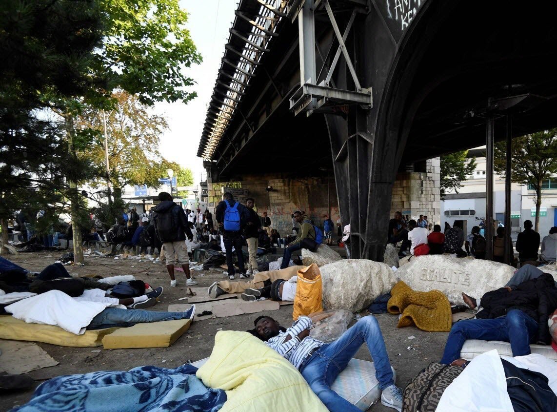 alloc louvre parasite gred sait cotise seine eiffel tlm taf job remplace taxe immigre visa