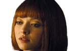 amanda-seyfried-sylvia-weiss-time-out-actrice-rousse-mi-long-cheveux-yeux-bleus-vingtaine-vingtenaire