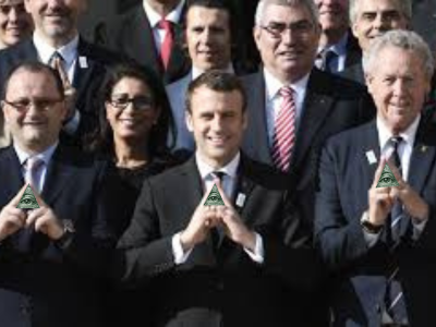 emmanuel macron macronistes illuminati complot triangle francs macons francs-macons franc-maconnerie franc maconnerie not ready