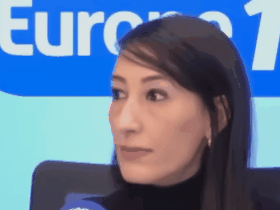 sabrina medjebeur auteure rire gif