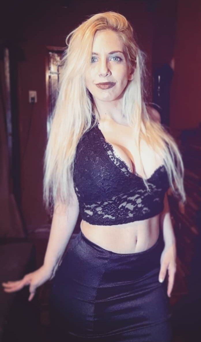 maria celeste ponce deputee argentine javier milei libertarien milf 10 bzez belle blonde politique 00000