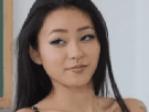 rae-lil-black-japonaise-actrice-charme-mignonne-belle-cute-regard-maline-coquine-crayon-sourire-gif