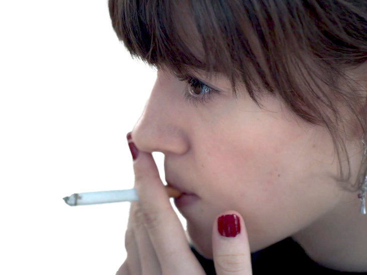 marianne sheridan normal people daisy edgar jones actrice britannique anglaise femme brune vingtaine cheveux attaches