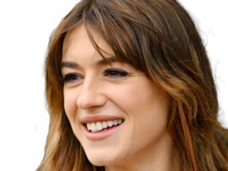 daisy edgar jones actrice britannique anglaise femme brune vingtaine vingtenaire yeux marron