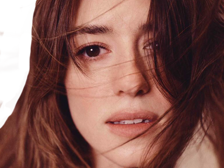 daisy edgar jones actrice britannique anglaise femme brune vingtaine vingtenaire yeux marron