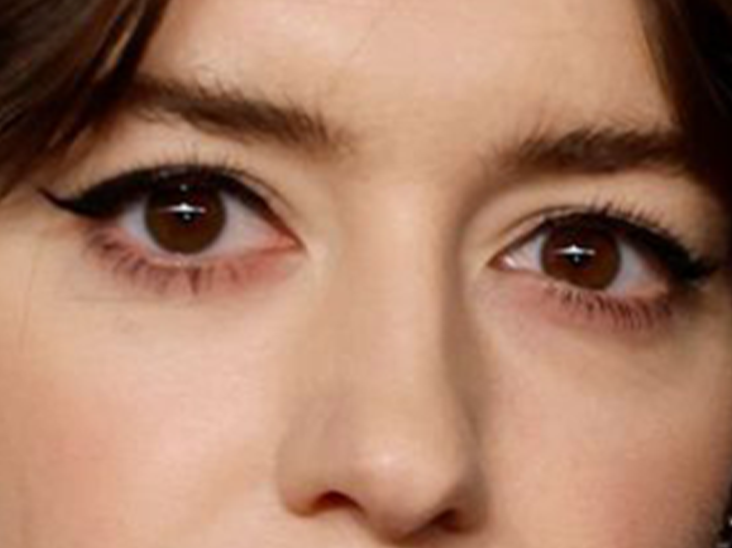 daisy edgar jones actrice britannique anglaise femme brune vingtaine vingtenaire yeux marron