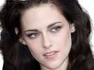 kristen-stewart-actrice-americaine-brune-jeune-twilight-yeux-verts-femme-annees-2010-2010s