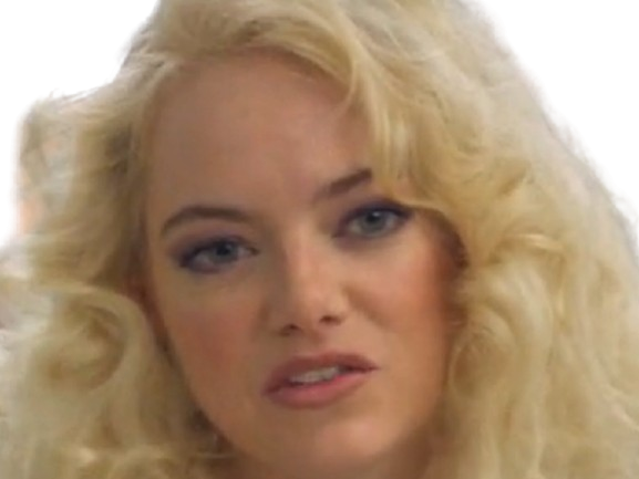 annie landsberg maniac serie emma emily jean stone actrice productrice americaine blonde femme chewing gum