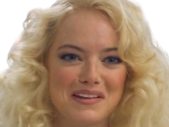 annie landsberg maniac serie emma emily jean stone actrice productrice americaine blonde femme chewing gum