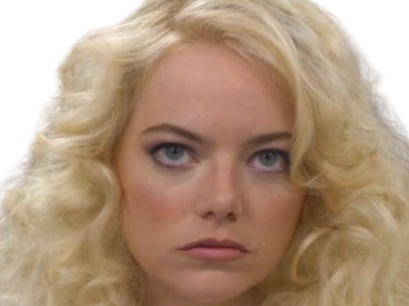 annie landsberg maniac serie emma emily jean stone actrice productrice americaine blonde femme chewing gum