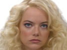 annie-landsberg-maniac-serie-emma-emily-jean-stone-actrice-productrice-americaine-blonde-femme-chewing-gum