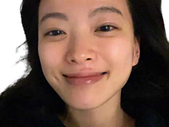 chun woo hee actrice coreenne regard sourire troll