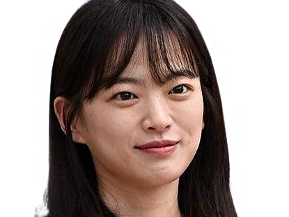 chun woo hee actrice coreenne sourire grimace