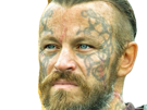 harald-vikings-serie-roi-tatouage-finehair-barbe