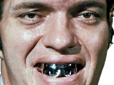 film james bond requin mechant acteur richard kiel dents acier