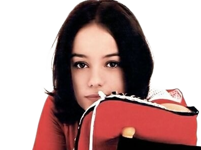 alizee jacotey chanteuse pop francaise annees-2000 musique femme jeune vingtaine vingtenaire cheveux-bruns yeux-marrons lolita