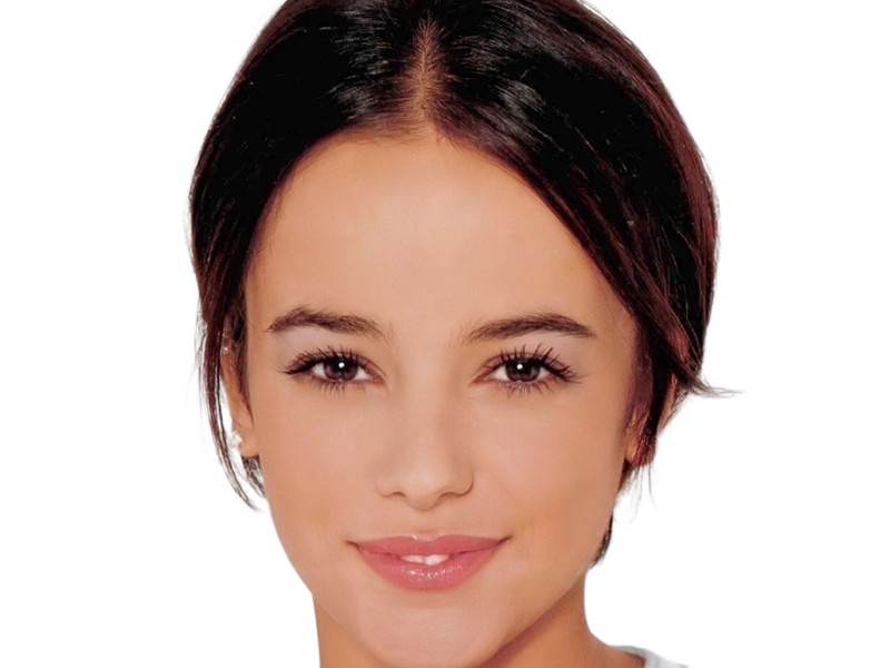 alizee jacotey chanteuse pop francaise annees-2000 musique femme jeune vingtaine vingtenaire cheveux-bruns yeux-marrons lolita