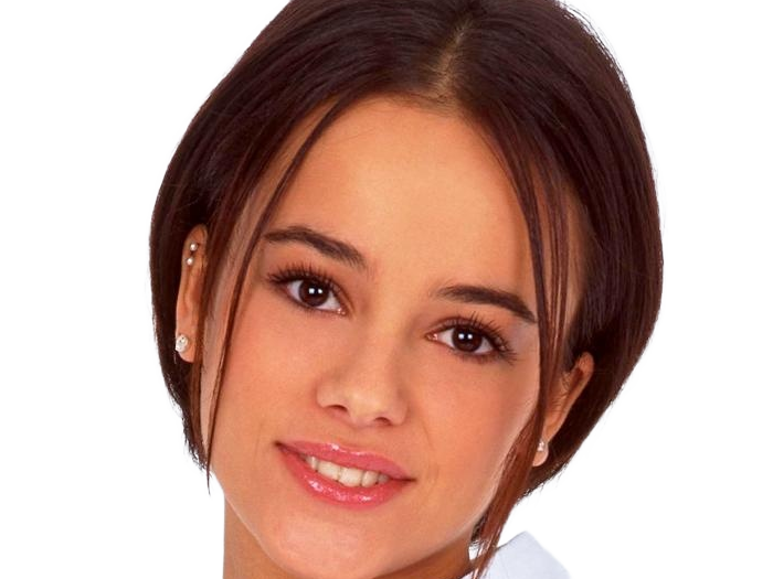 alizee jacotey chanteuse pop francaise annees-2000 musique femme jeune vingtaine vingtenaire cheveux-bruns yeux-marrons lolita