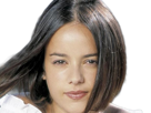 alizee-jacotey-chanteuse-pop-francaise-annees-2000-musique-femme-jeune-vingtaine-vingtenaire-cheveux-bruns-yeux-marrons-lolita