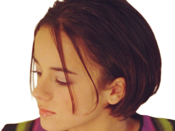 alizee jacotey chanteuse pop francaise annees-2000 musique femme jeune vingtaine vingtenaire cheveux-bruns yeux-marrons lolita