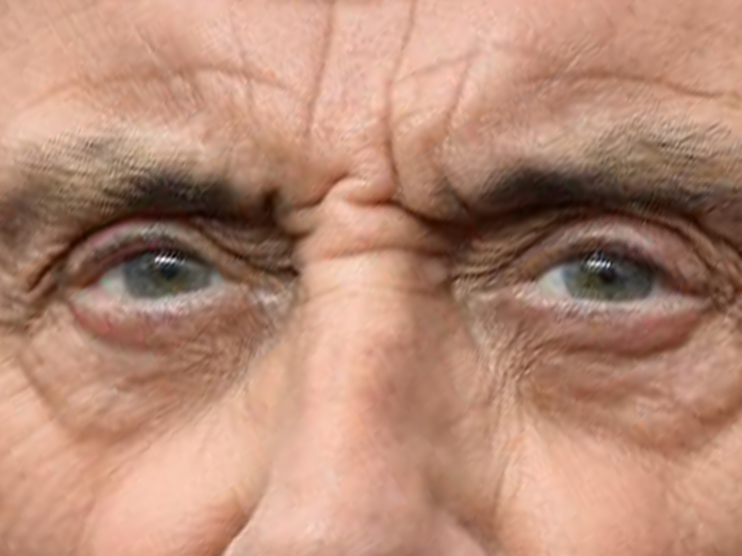 ian mcshane acteur britannique anglais homme brun yeux bleus vieux charisme soixantaine soixantenaire 2020 2020s