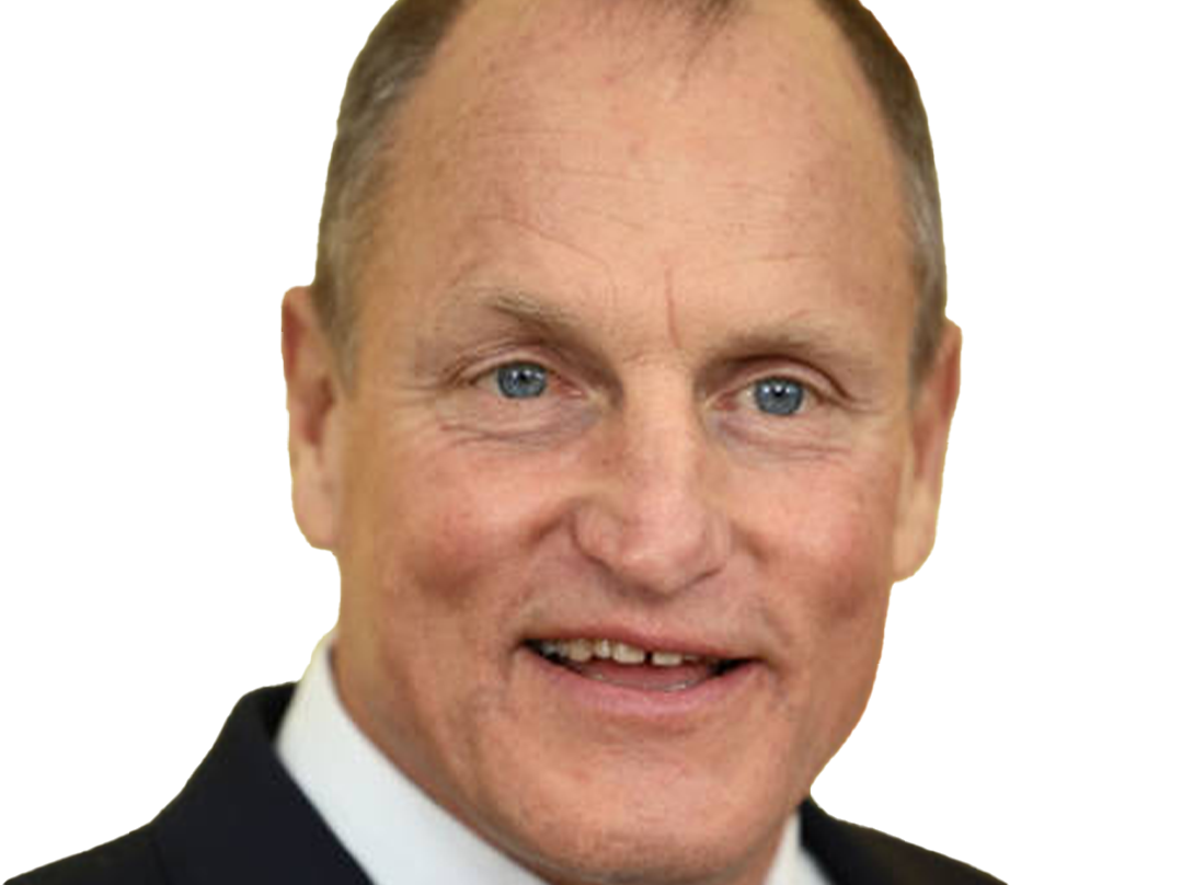 woody tracy harrelson acteur homme americain chauve cinquantaine cinquantenaire