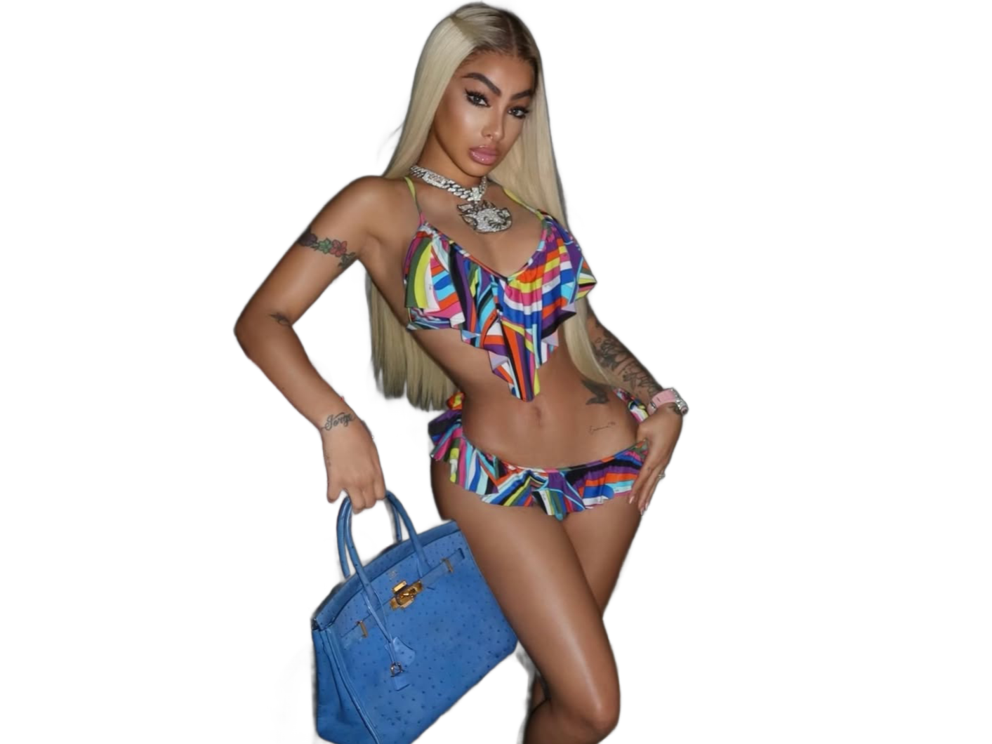 yailin la mas viral blonde