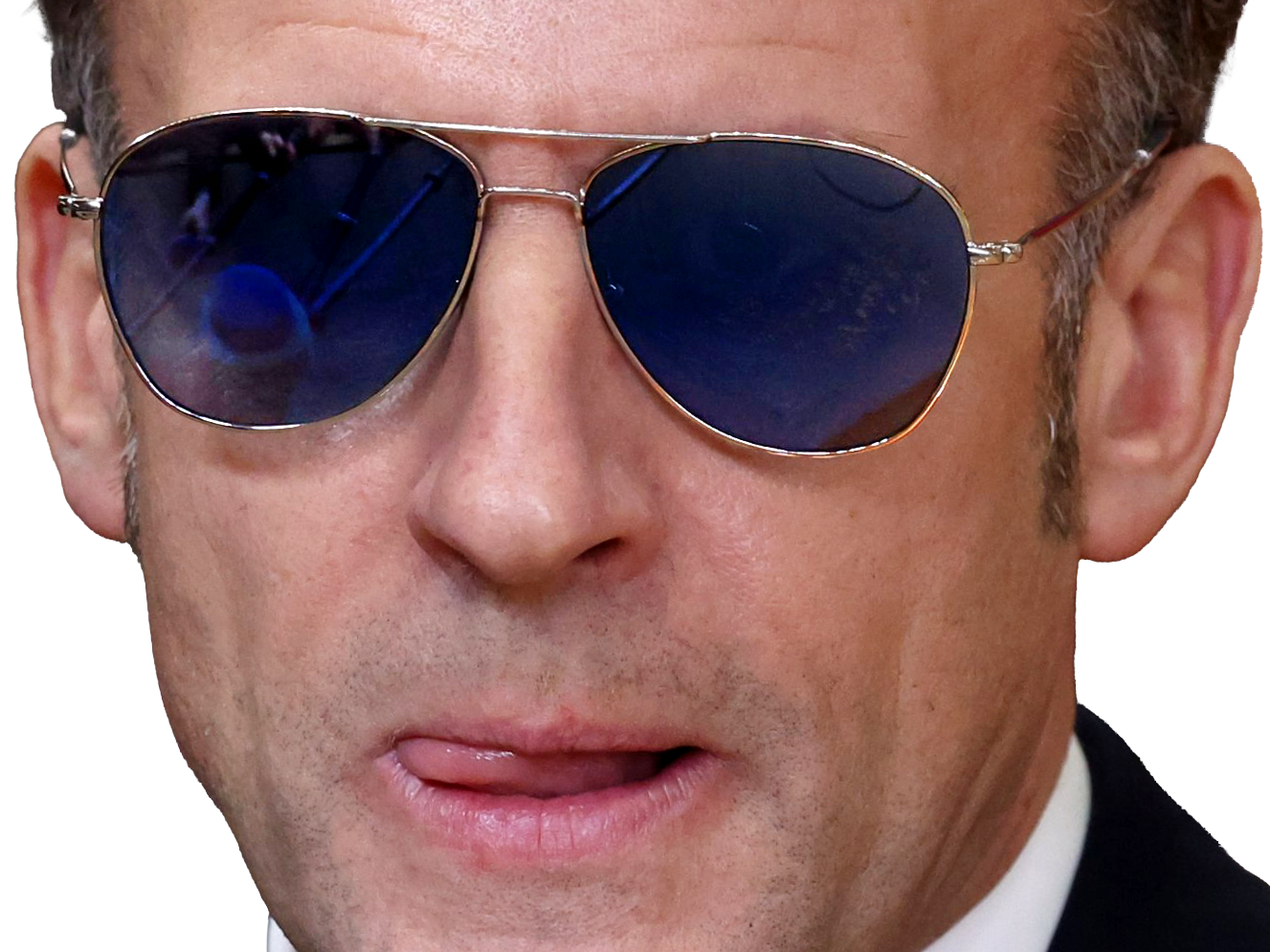 macron lunettes soleil president lrem europe guerre for sure rire sourire zoom langue