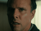 walton-goggins-cooper-howard-regard-bug-surprise-gif