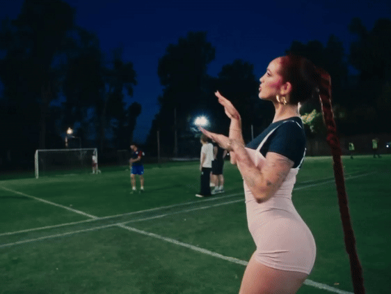 loyaltty guaracheetah chili chilienne rousse cheetah girl gif