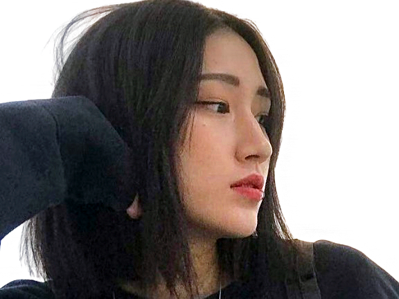 kim nawoo asiatique modele photo coreenne regard pensive ennui