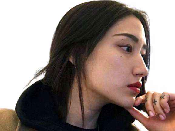 kim nawoo asiatique modele photo coreenne regard pensive