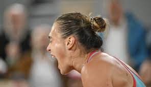 sabalenka hurle tennis
