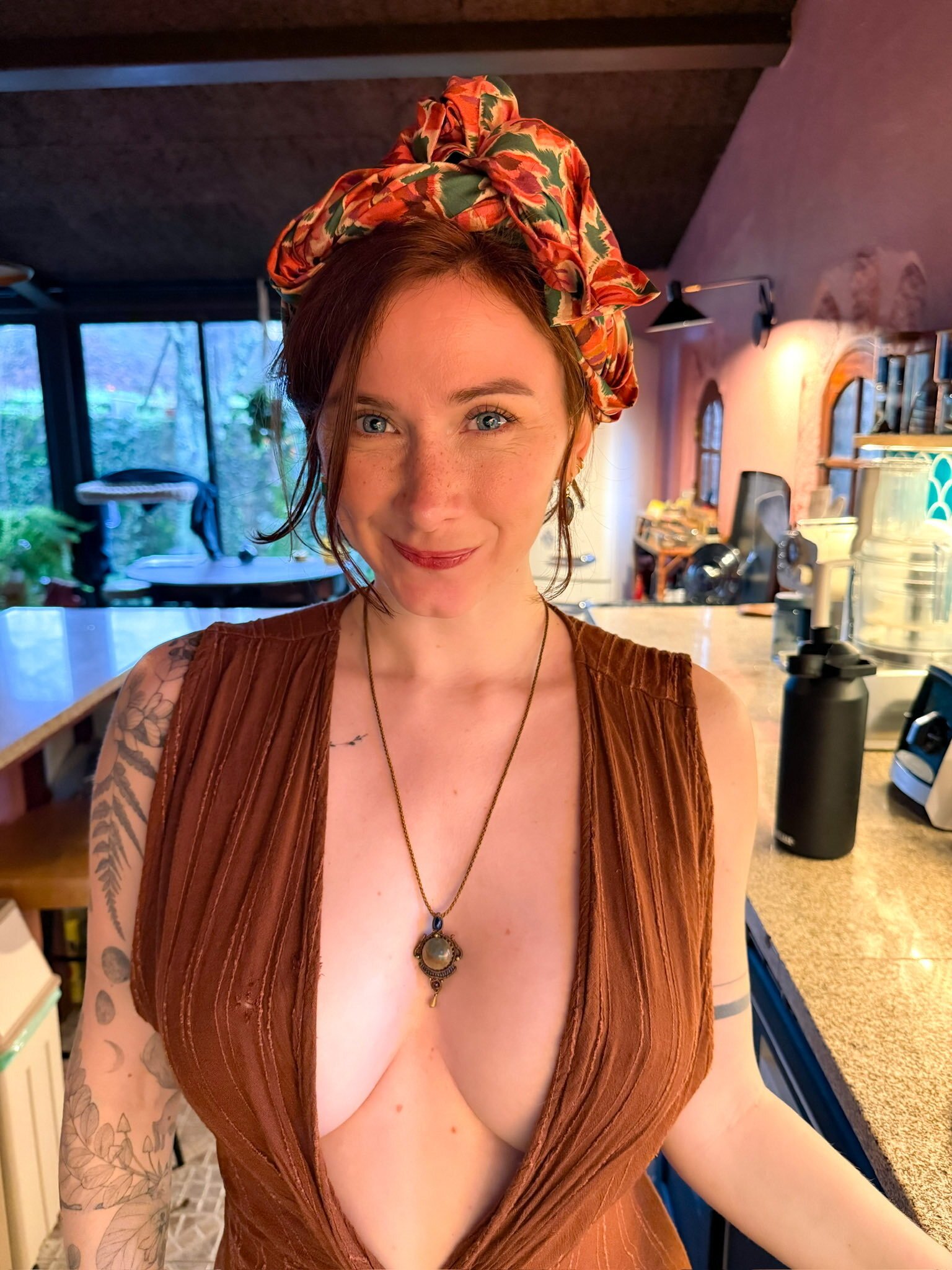 adorkable alice adorable rousse bzez femme meuf fille bave cute