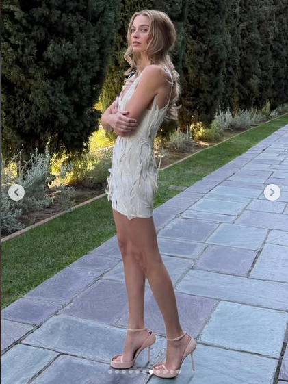 margot robbie milf blonde actrice bave 10 femme meuf fille