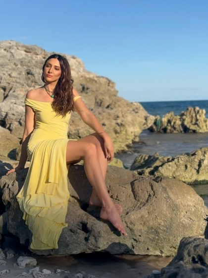 actrice bave 10 femme meuf fille delphine wespiser