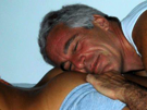 jeffrey-epstein-files-dossiers-photo-cul-fesses-femme-coussin-sommeil