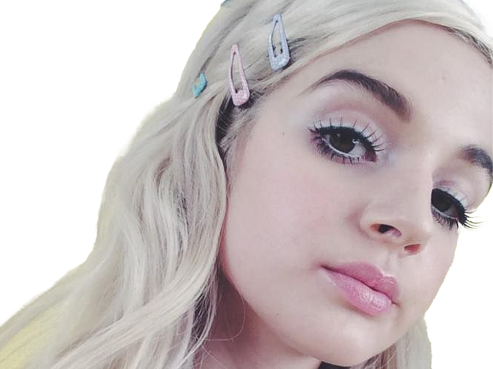 poppy moriah rose pereira chanteuse americaine vingtaine vingtenaire blonde