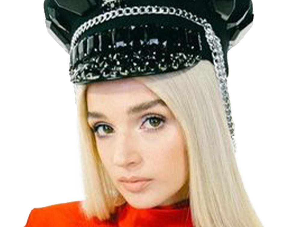 poppy moriah rose pereira chanteuse americaine vingtaine vingtenaire blonde