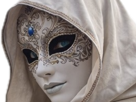 masque-carnaval-mystere-venitien-italie-capuche-blanc-bleu
