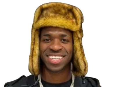 vinicius junior vini sourire rire colgate narquois ragebait bait moqueur chapka russe ruskov ouchanka bonnet